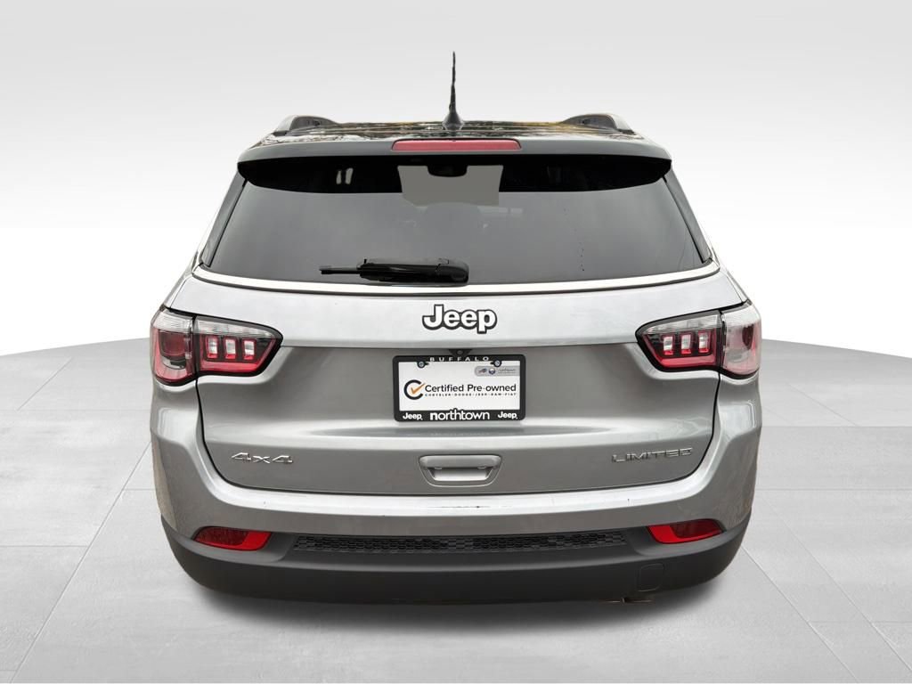 Certified 2022 Jeep Compass Limited image 36