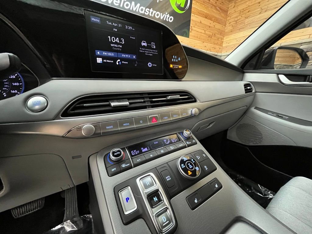 Used 2022 Hyundai Palisade SEL w/ Winter Package image 18
