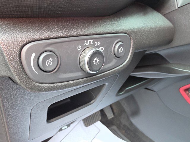 Used 2022 Chevrolet TrailBlazer RS image 32