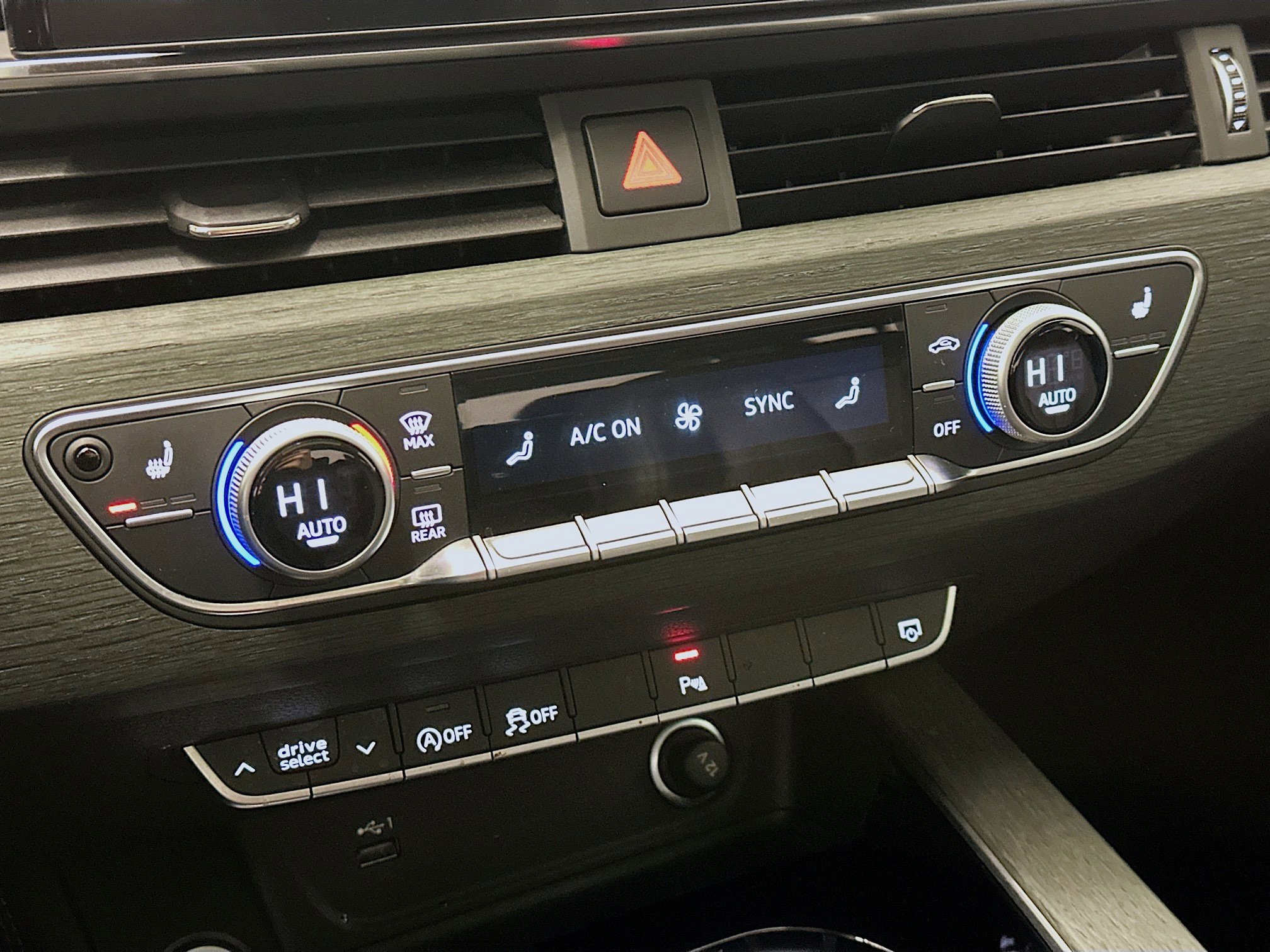 Used 2022 Audi A4 2.0T Premium Plus w/ Premium Plus Package image 24