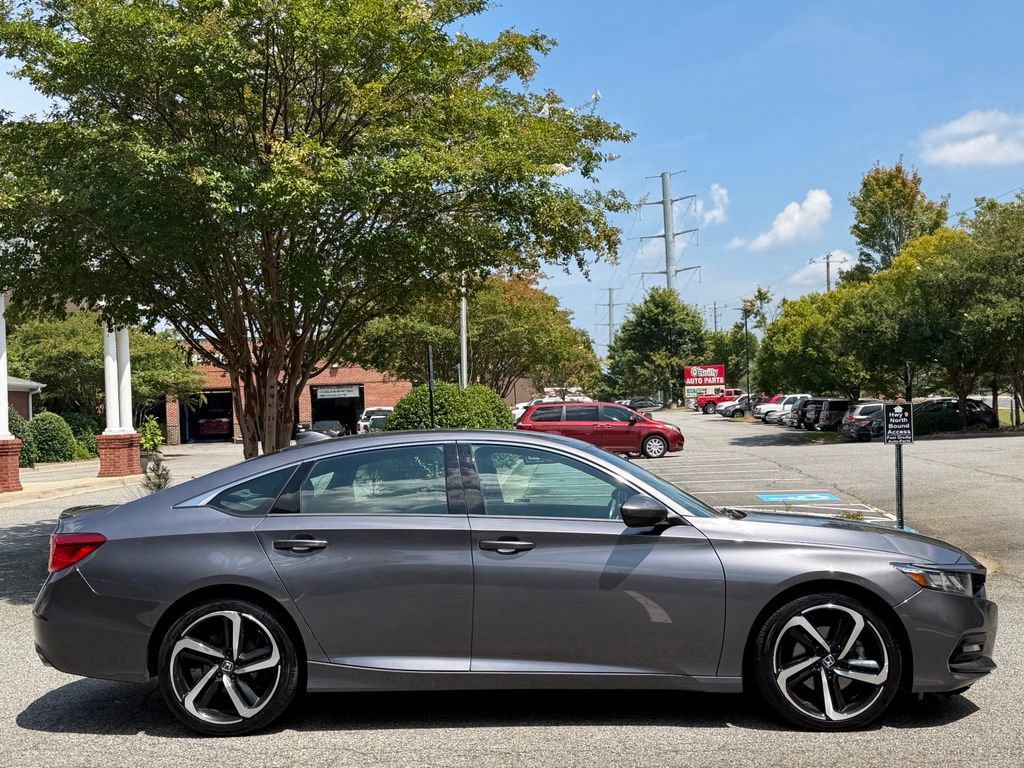 Used 2019 Honda Accord Sport image 6