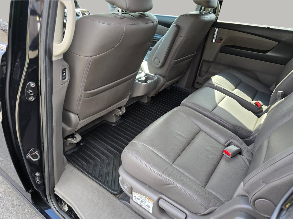 Used 2016 Honda Odyssey Touring Elite image 27