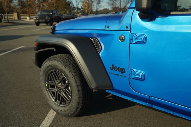 New 2026 Jeep Wrangler Unlimited Sport AWD/4WD image 33