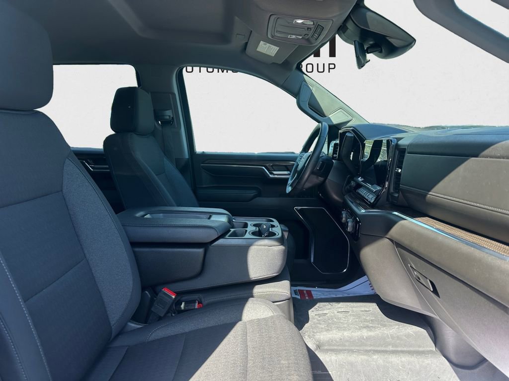 Used 2024 Chevrolet Silverado 1500 LT w/ Z71 Off-Road Package image 26