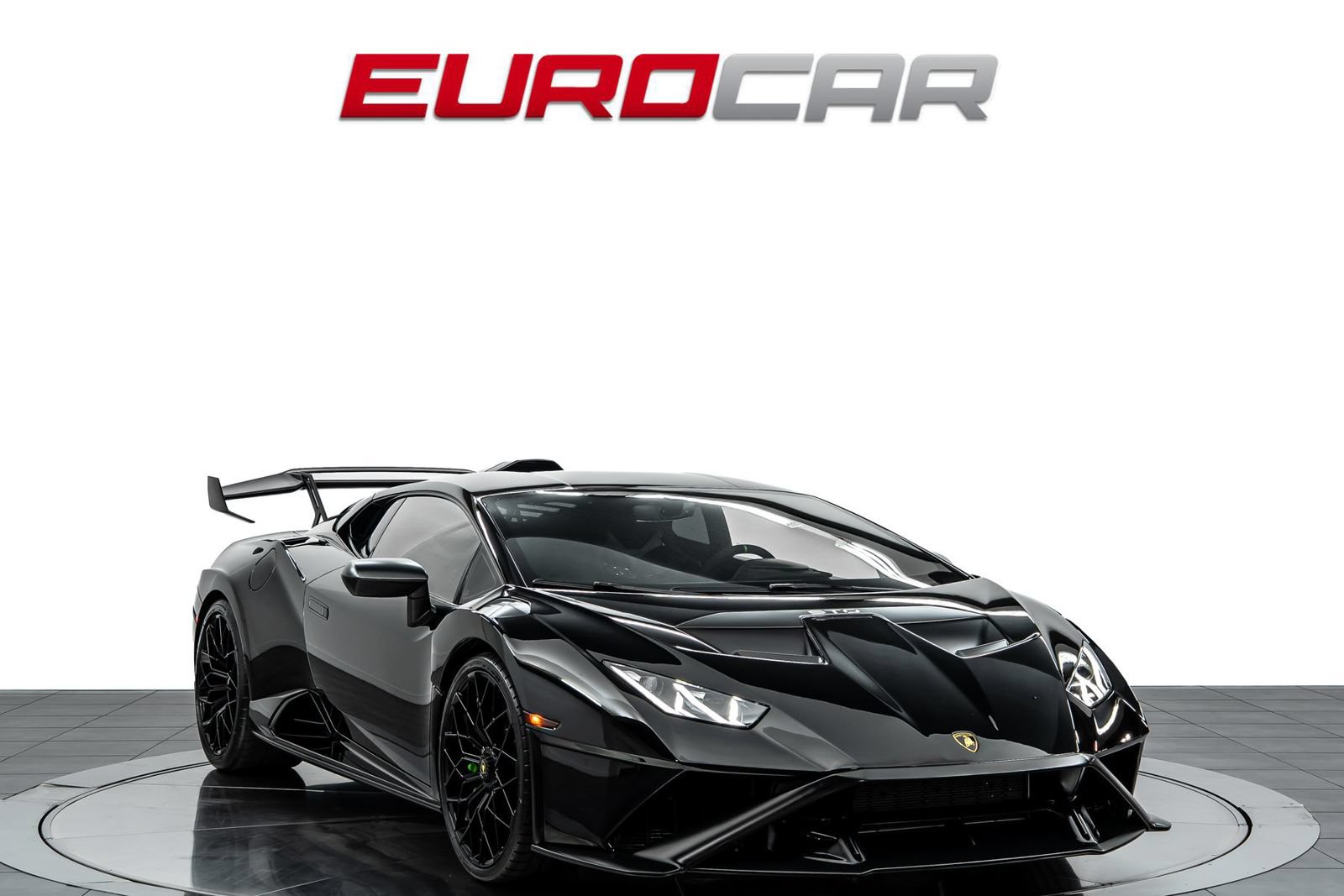 Used 2022 Lamborghini Huracan STO RWD image 7