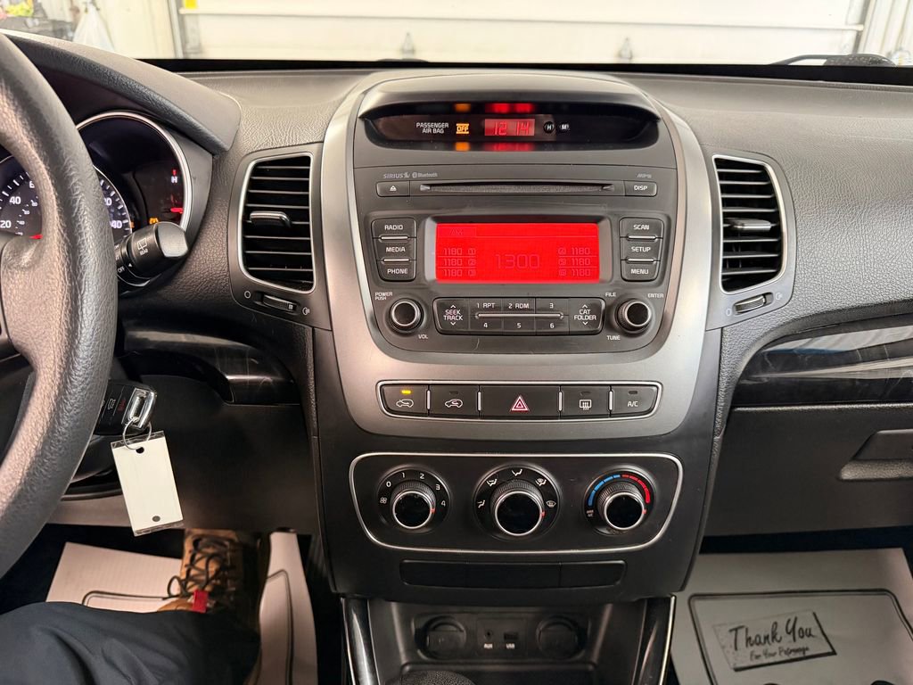 Used 2014 Kia Sorento LX image 20