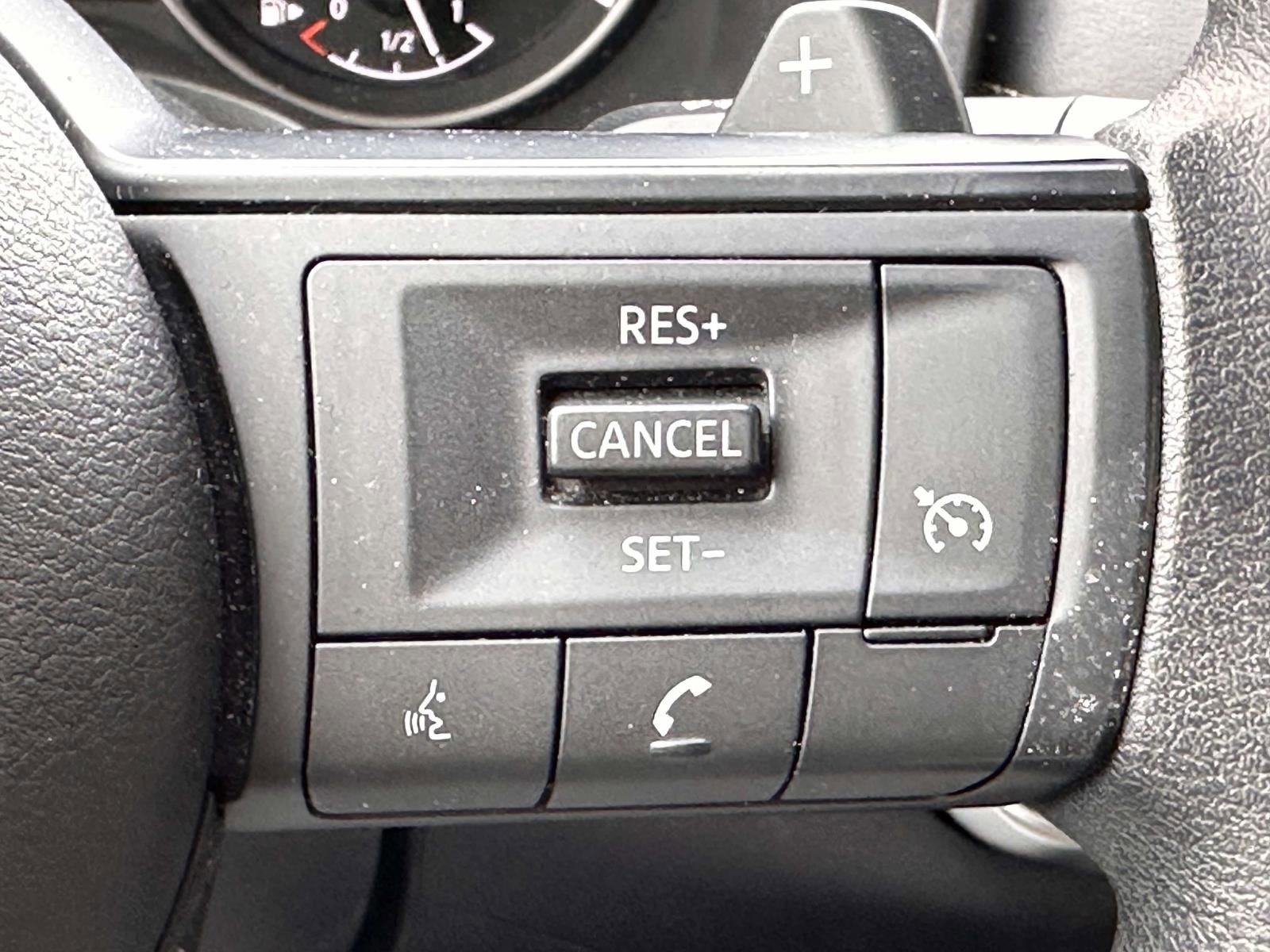 Used 2024 Nissan Rogue S image 23