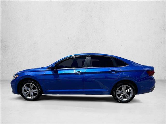 Used 2024 Volkswagen Jetta SE w/ Panoramic Sunroof Package FWD image 6