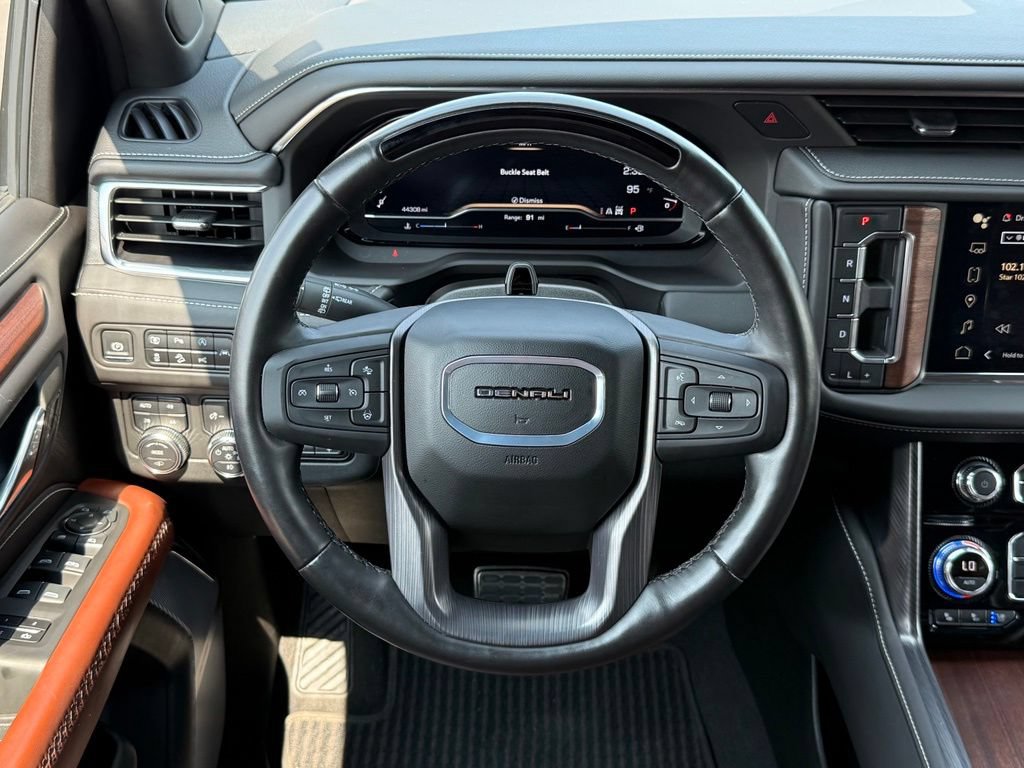 Used 2024 GMC Yukon Denali Ultimate AWD/4WD image 26