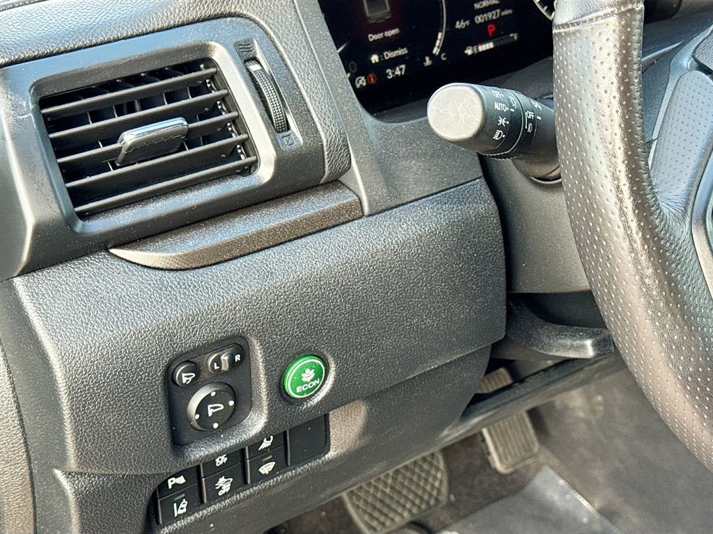 Used 2025 Honda Ridgeline TrailSport image 10