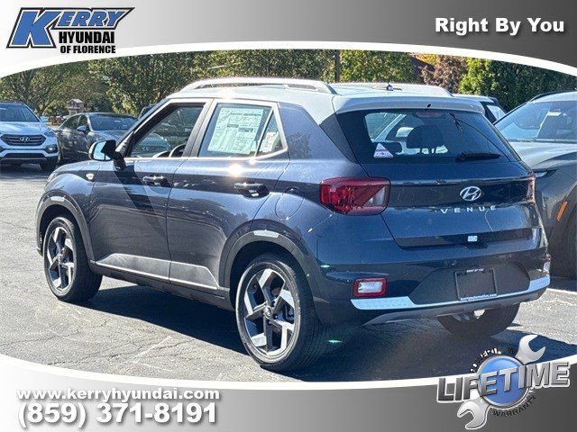 New 2026 Hyundai Venue SEL image 5