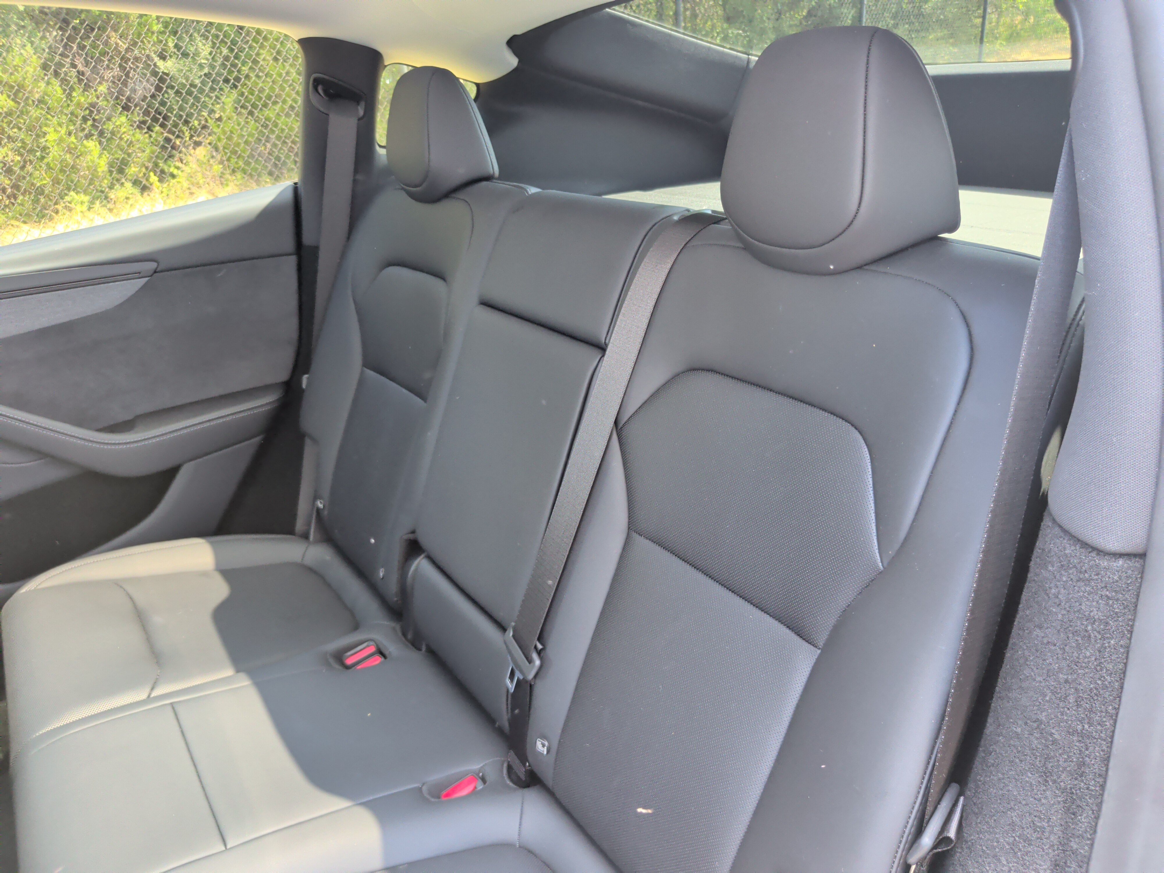 Used 2026 Tesla Model Y AWD image 33