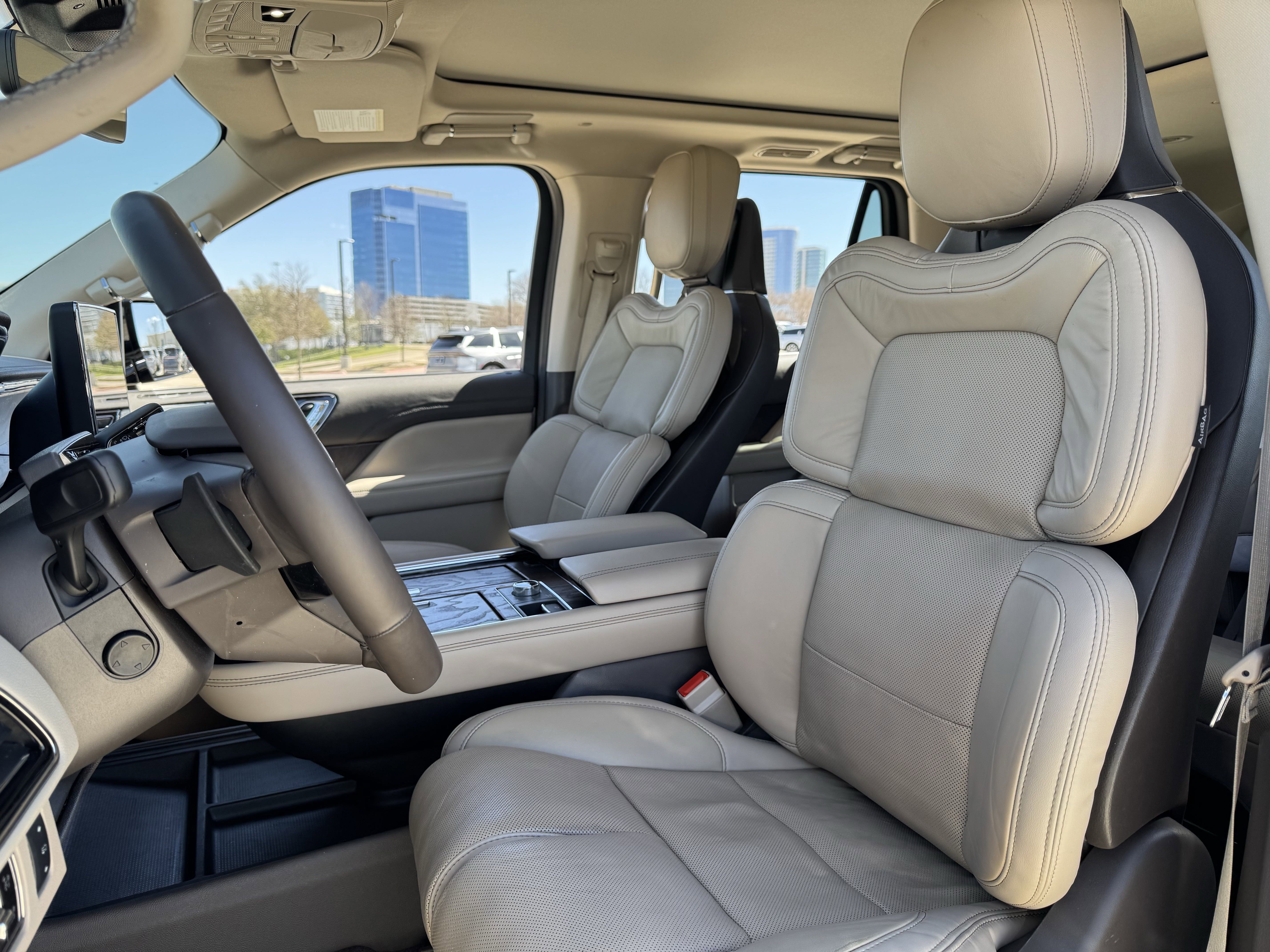 Certified 2023 Lincoln Navigator Reserve image 34