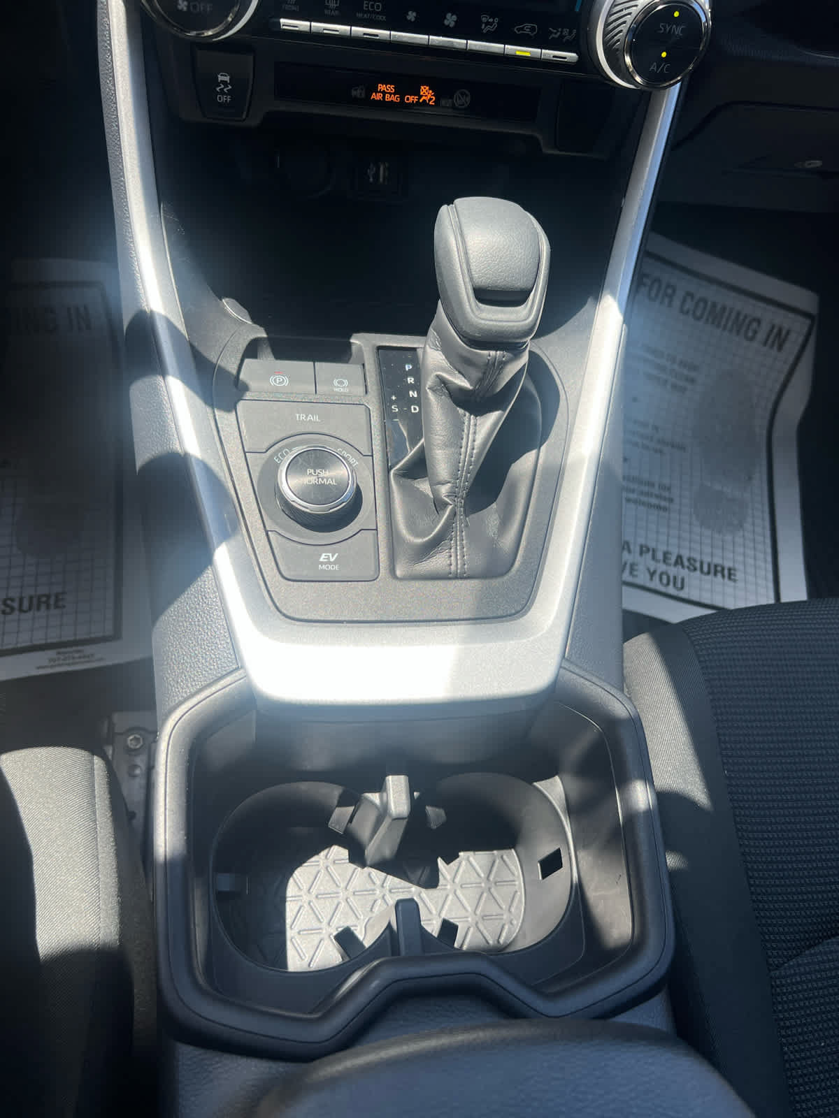 Certified 2025 Toyota RAV4 LE AWD/4WD image 20