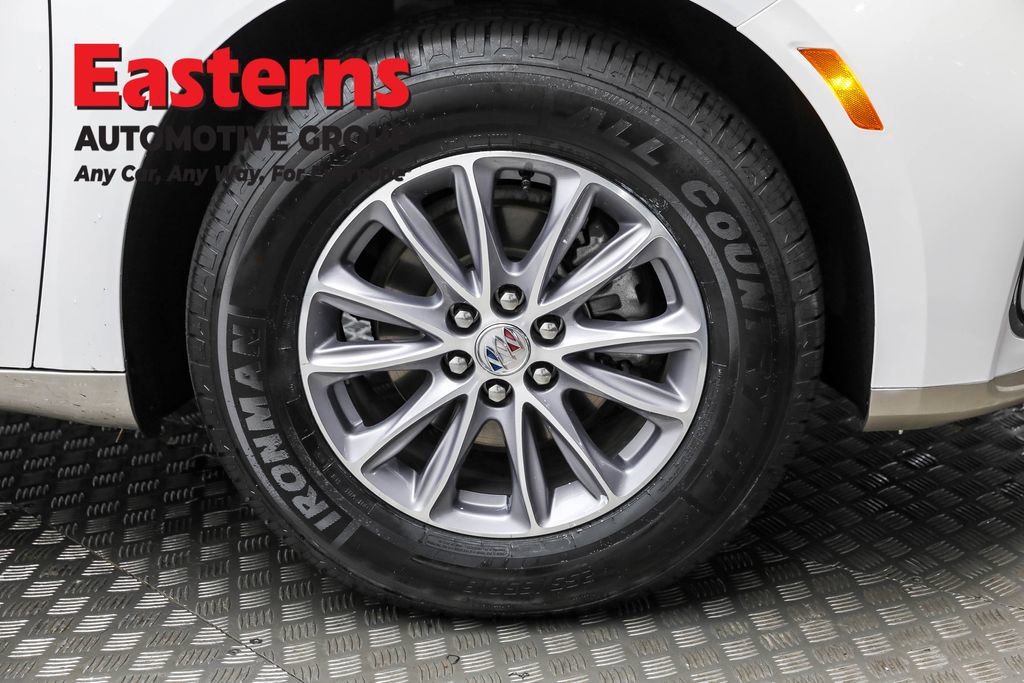 Used 2024 Buick Enclave Premium image 35