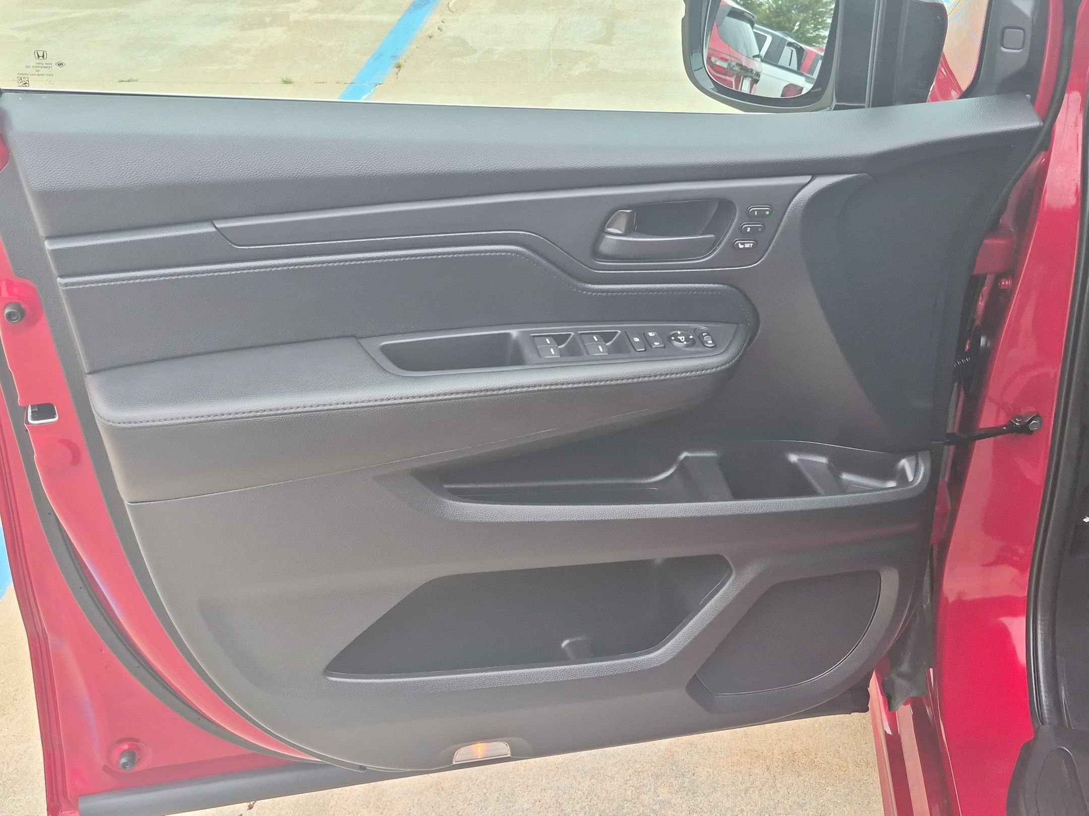 Certified 2024 Honda Odyssey Sport image 12