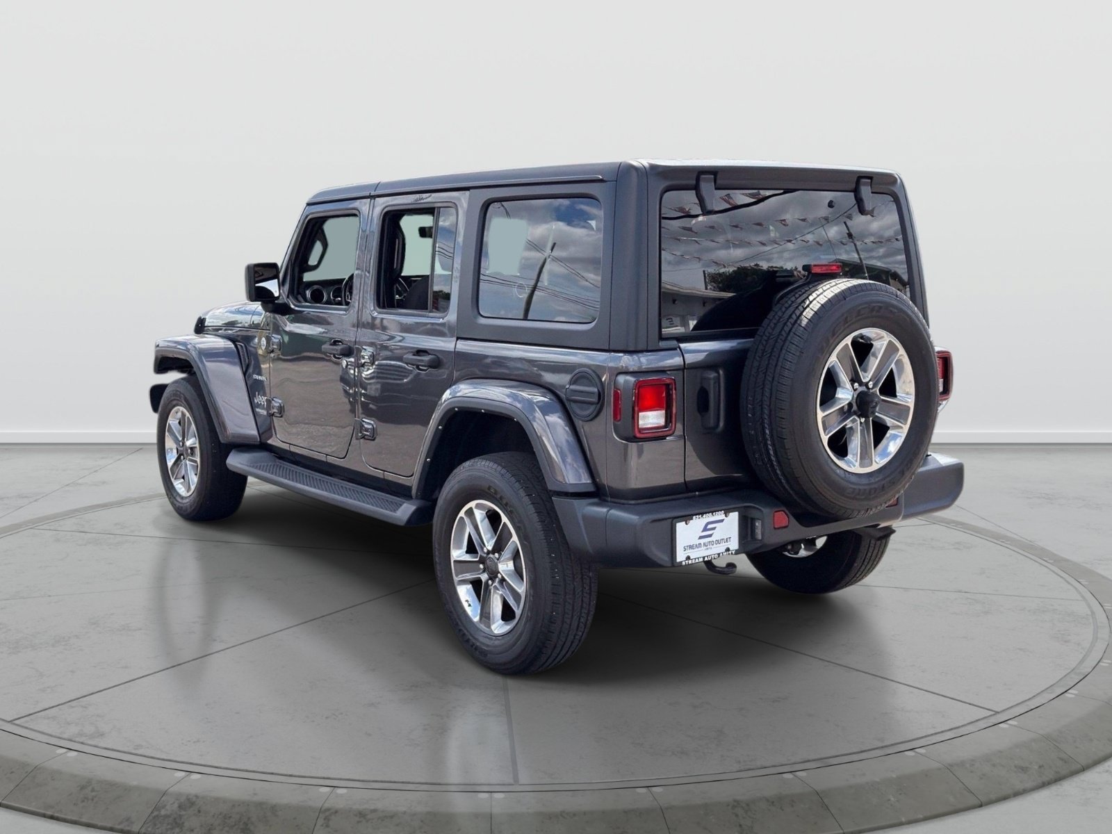 Used 2022 Jeep Wrangler Unlimited Sahara AWD/4WD image 6