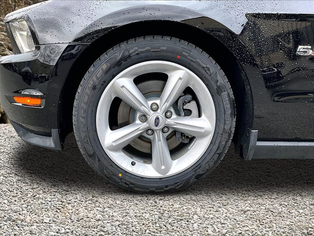 Used 2011 Ford Mustang GT Premium w/ Comfort Pkg image 9