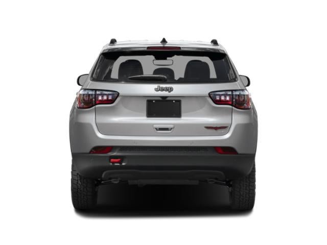 Used 2025 Jeep Compass Trailhawk image 5