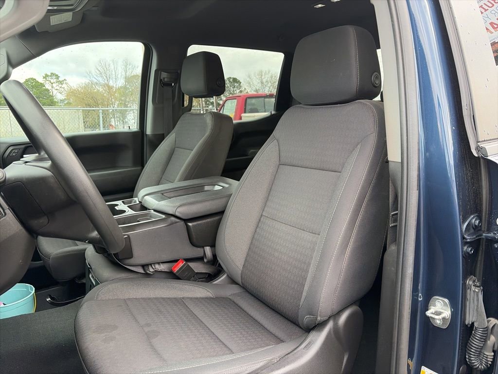 Used 2023 Chevrolet Silverado 1500 Custom image 12