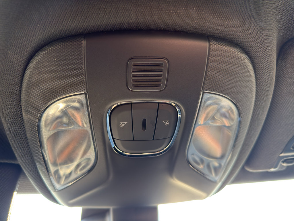 Used 2023 Jeep Compass Limited image 23