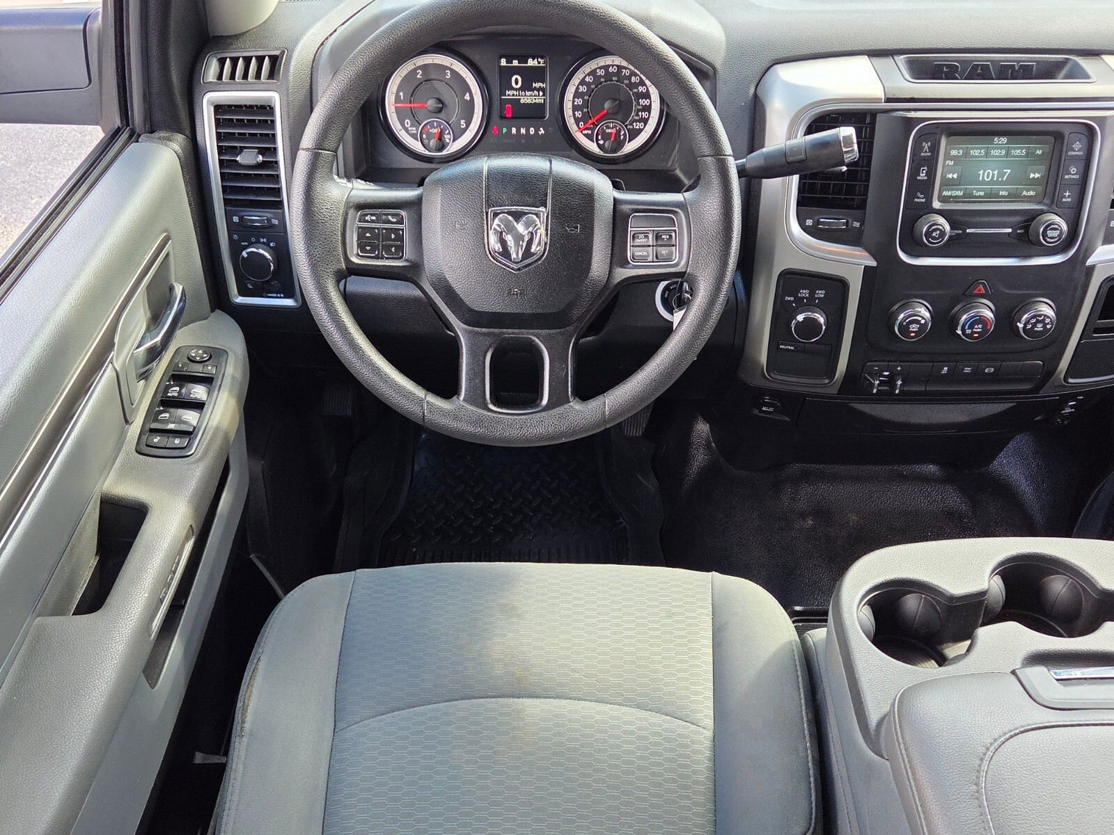 Used 2018 RAM 2500 SLT w/ Protection Group image 7