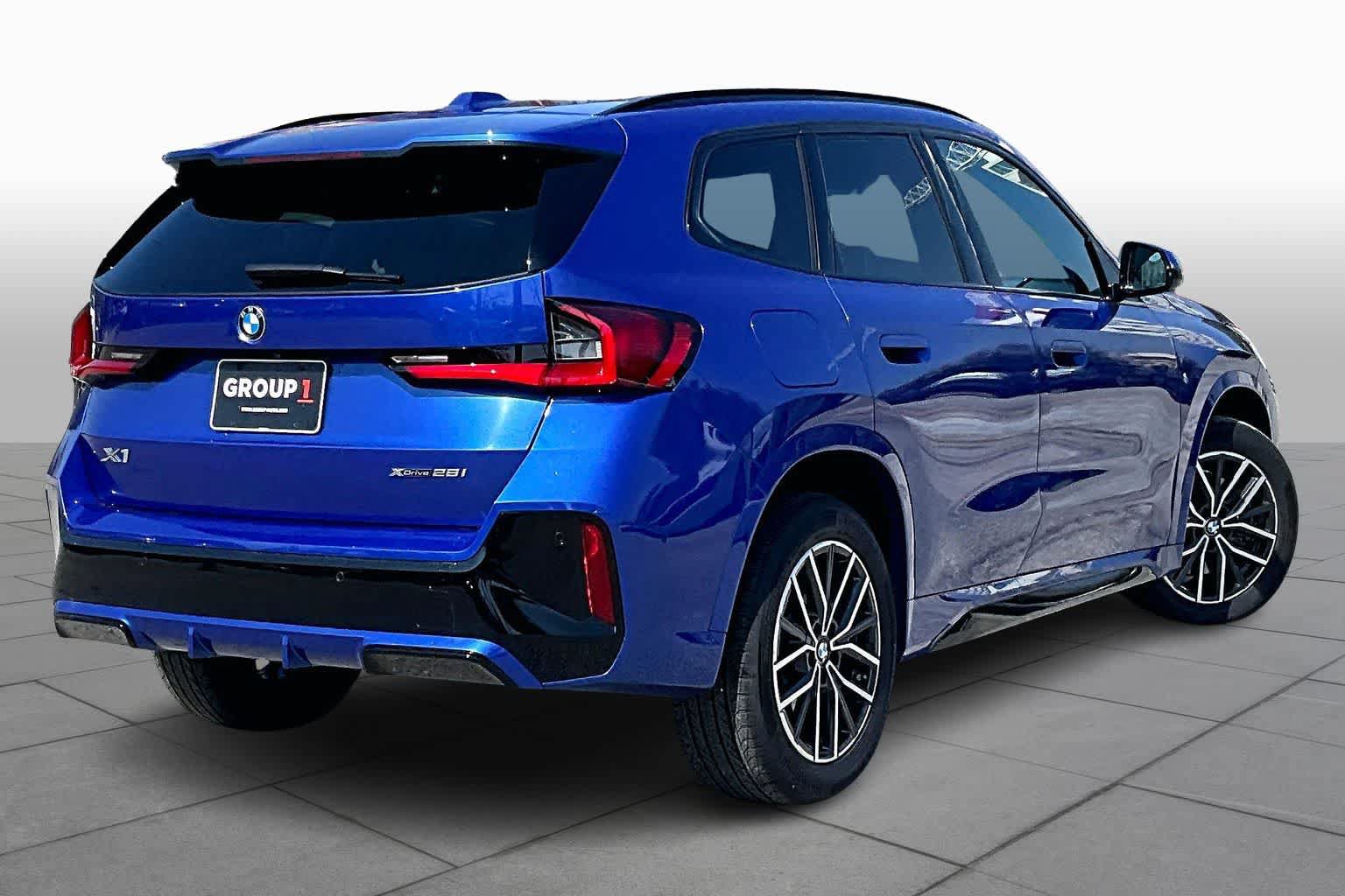 Used 2025 BMW X1 xDrive28i w/ Premium Package AWD/4WD image 12