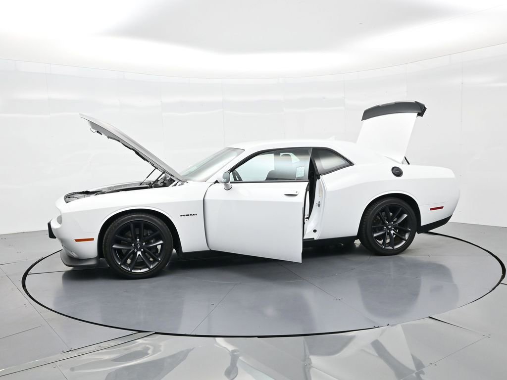 Used 2021 Dodge Challenger R/T w/ Performance Handling Group image 41