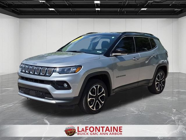 Used 2022 Jeep Compass Limited AWD/4WD image 4