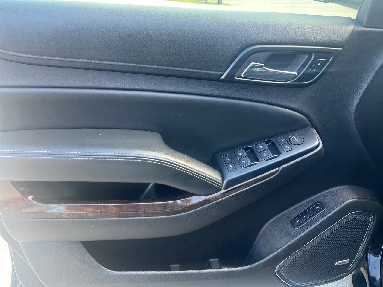 Used 2015 Chevrolet Tahoe LT image 17