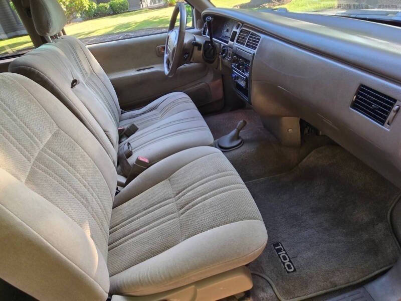 Used 1998 Toyota T100 SR5 w/ Value Pkg AWD/4WD image 13