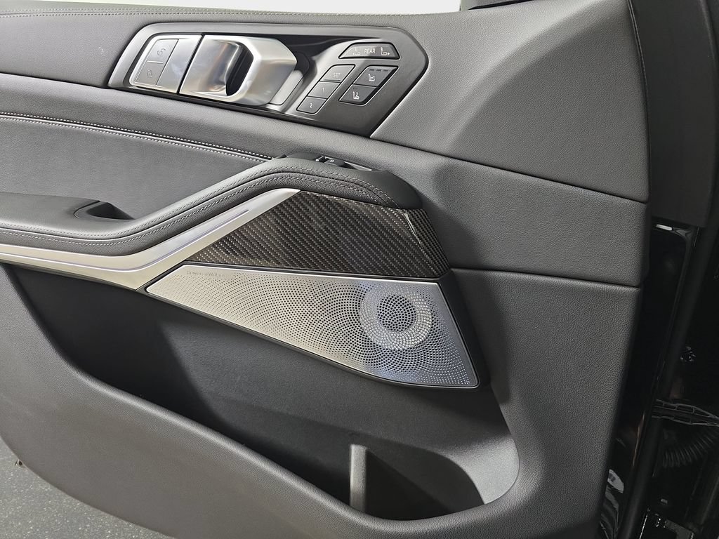 New 2027 BMW X7 M60i AWD/4WD image 27