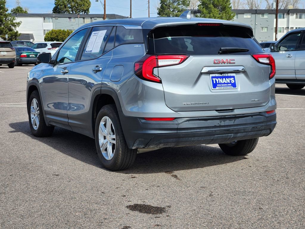 Used 2024 GMC Terrain SLE image 6