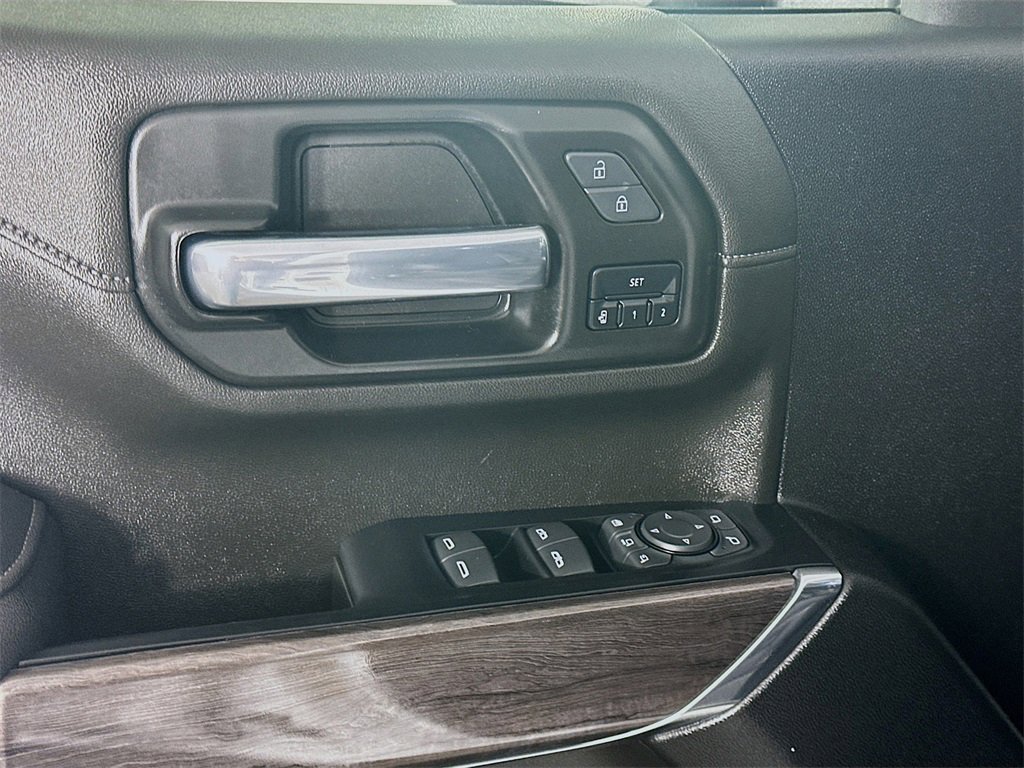 Used 2023 Chevrolet Silverado 2500 LTZ w/ LTZ Premium Package image 24