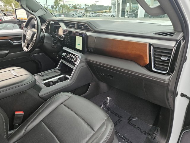 Used 2024 GMC Sierra 2500 Denali w/ Technology Package image 20