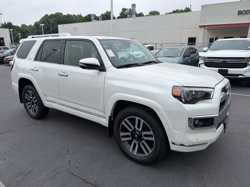 Used 2022 Toyota 4Runner Limited AWD/4WD image 13