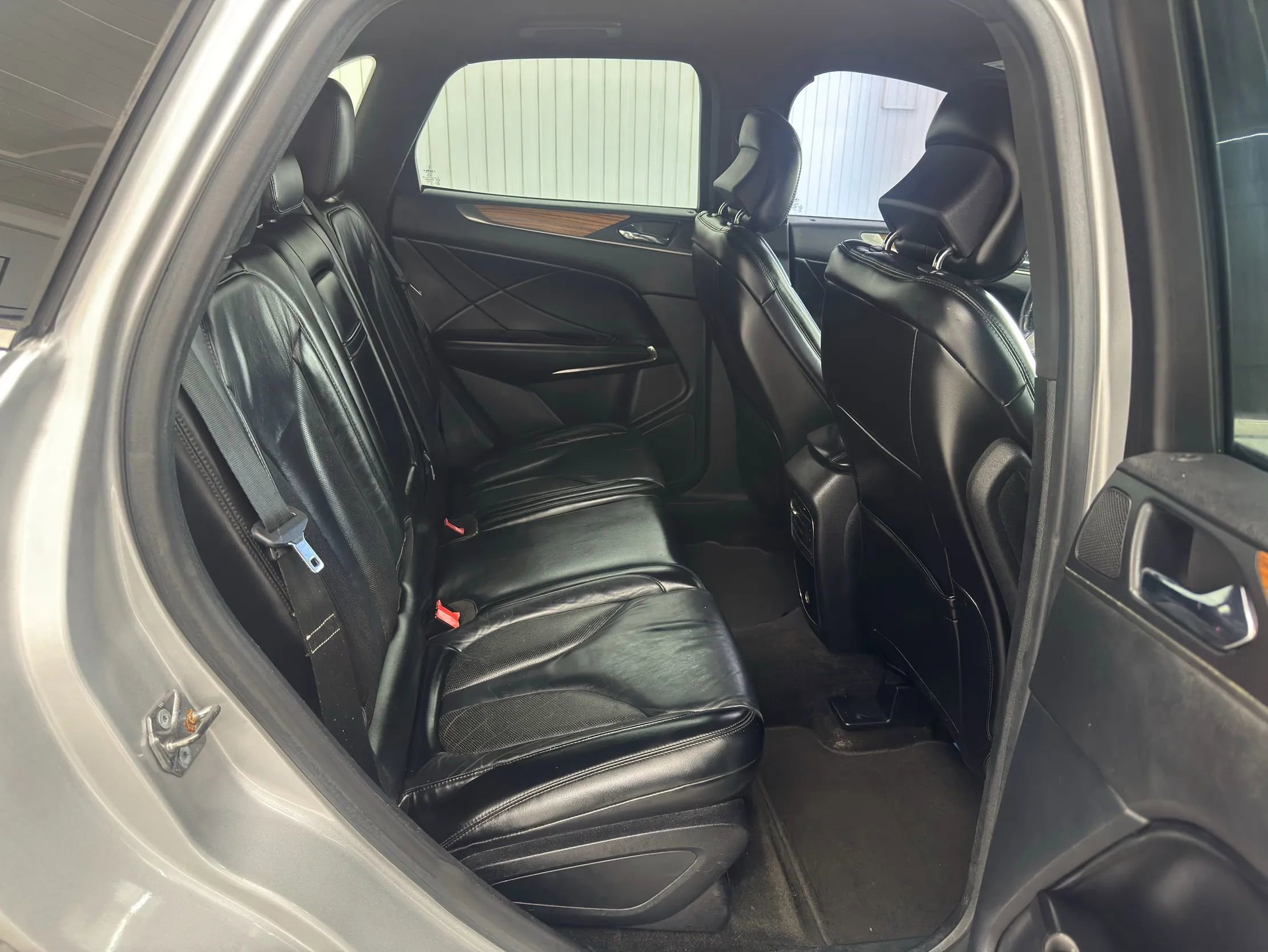 Used 2015 Lincoln MKC FWD w/ Equipment Group 101A Select image 15