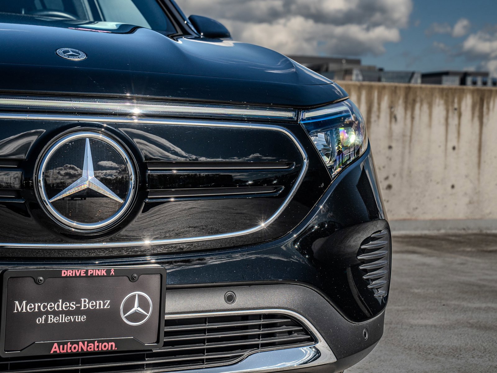 Used 2023 Mercedes-Benz EQB 250+ image 8