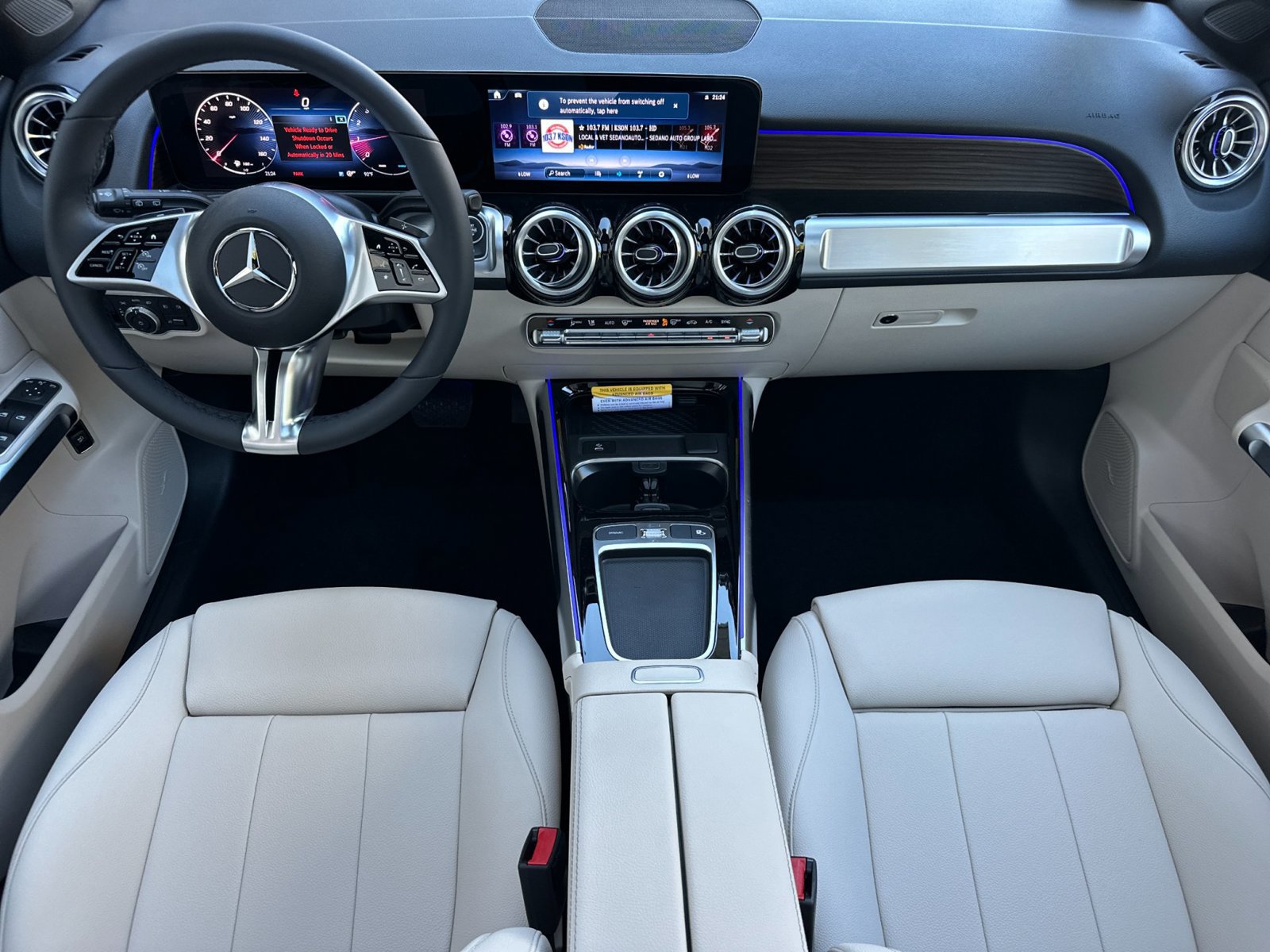 New 2026 Mercedes-Benz GLB 250 4MATIC image 14