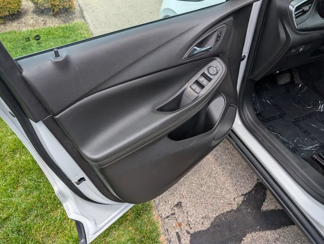 Used 2024 Buick Encore GX Preferred FWD image 11