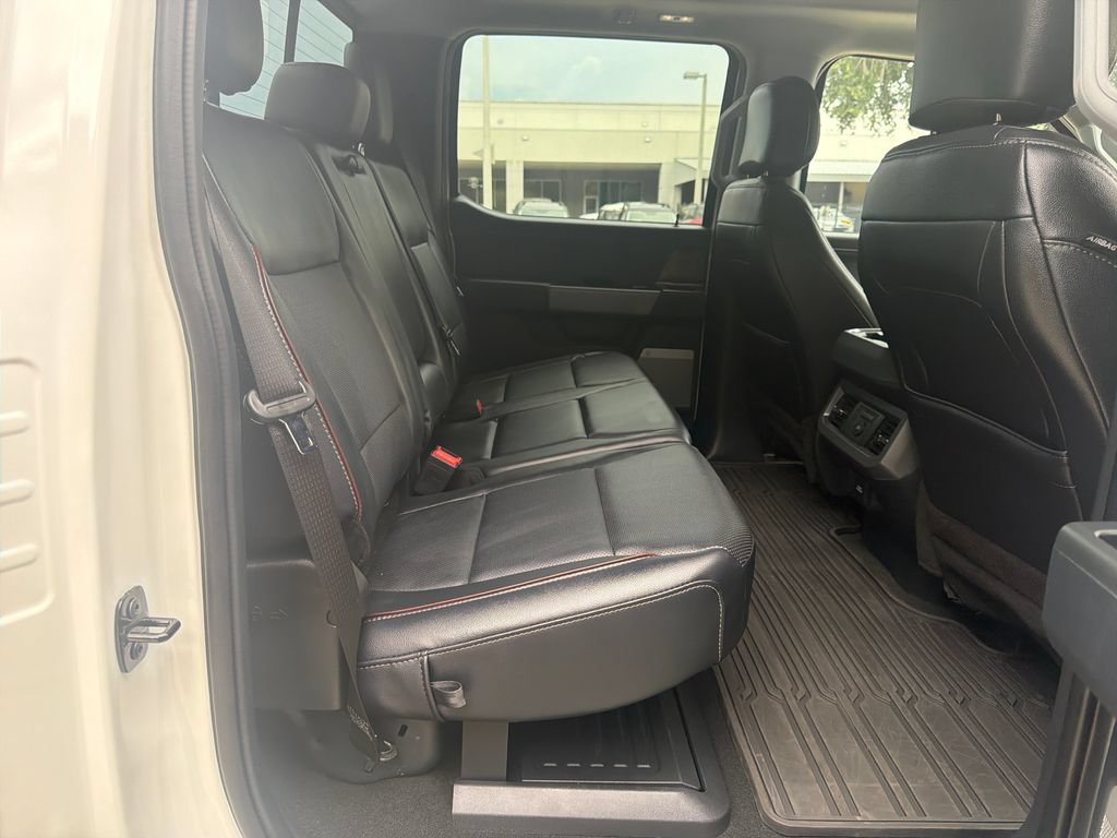 Used 2024 Ford F250 Lariat w/ Lariat Ultimate Package AWD/4WD image 30