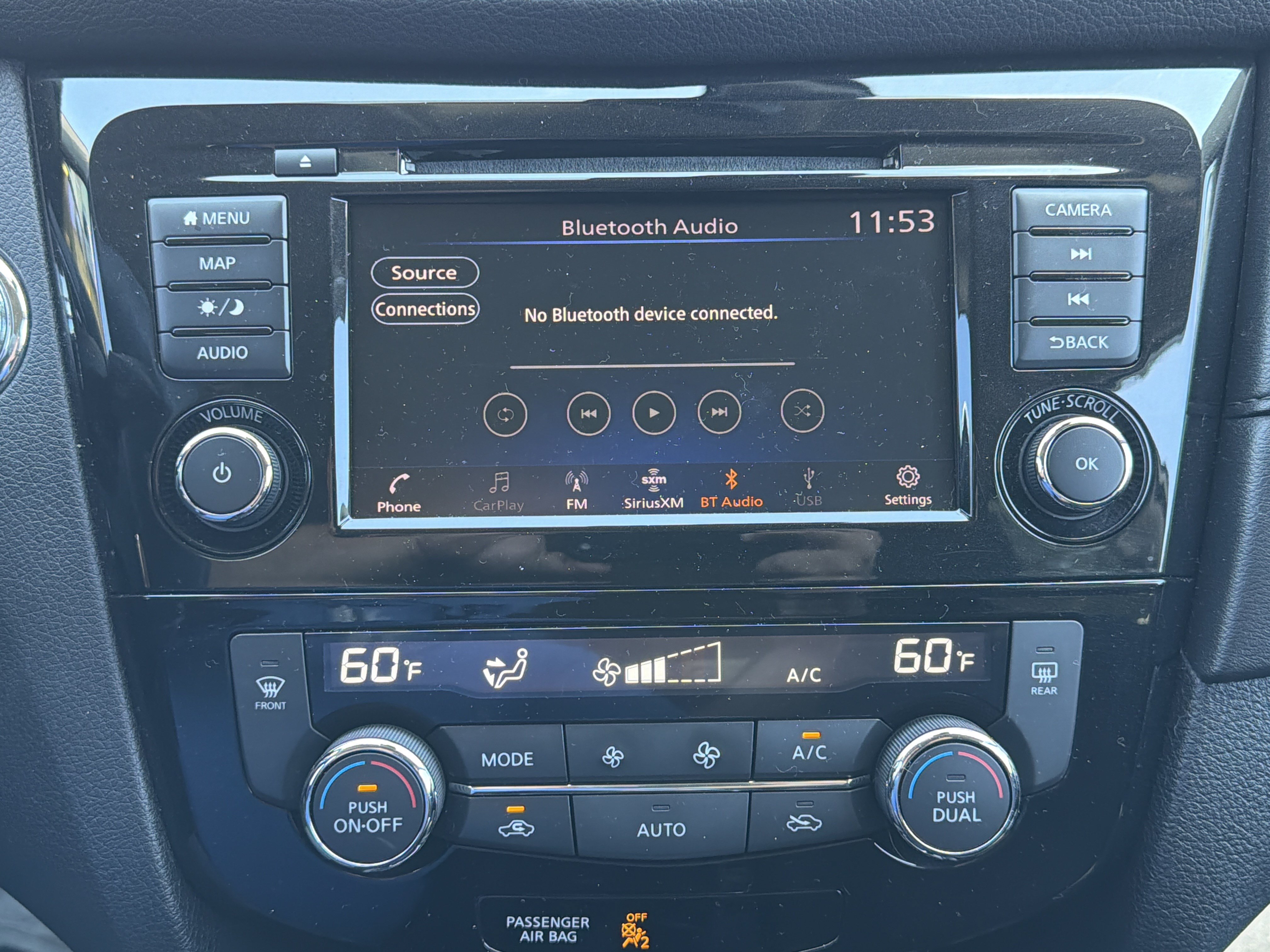 Used 2020 Nissan Rogue SV w/ Premium Package FWD image 18