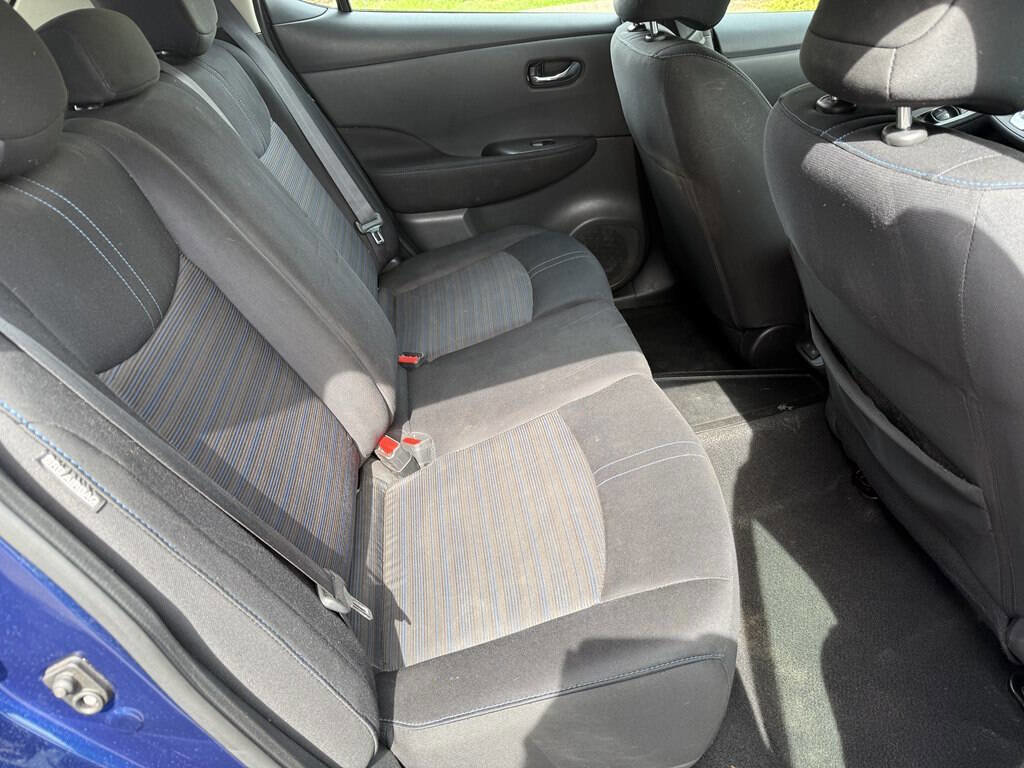 Used 2021 Nissan Leaf S w/ S Charge Package FWD image 19