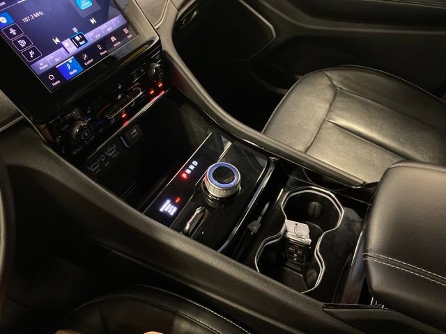 Used 2022 Jeep Grand Cherokee L Limited AWD/4WD image 13