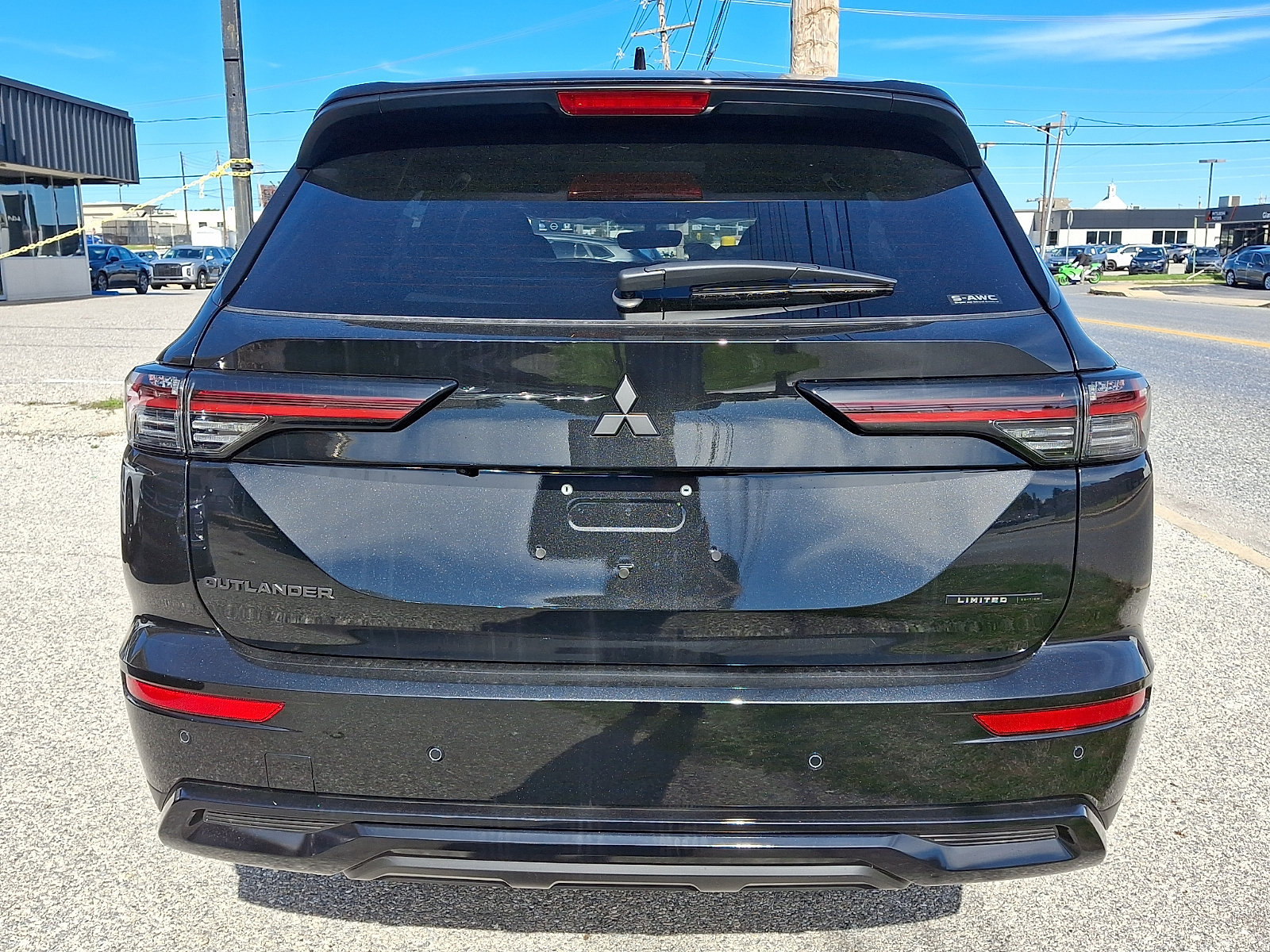 New 2026 Mitsubishi Outlander LE AWD/4WD image 6