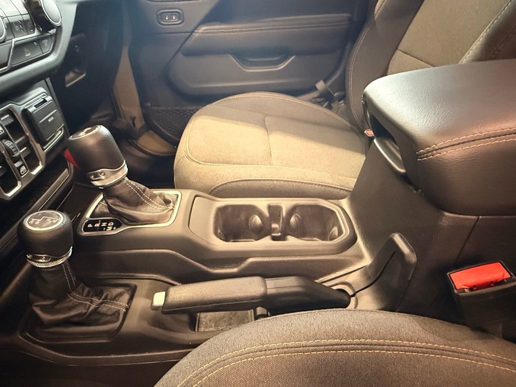 Used 2026 Jeep Wrangler Sahara image 29