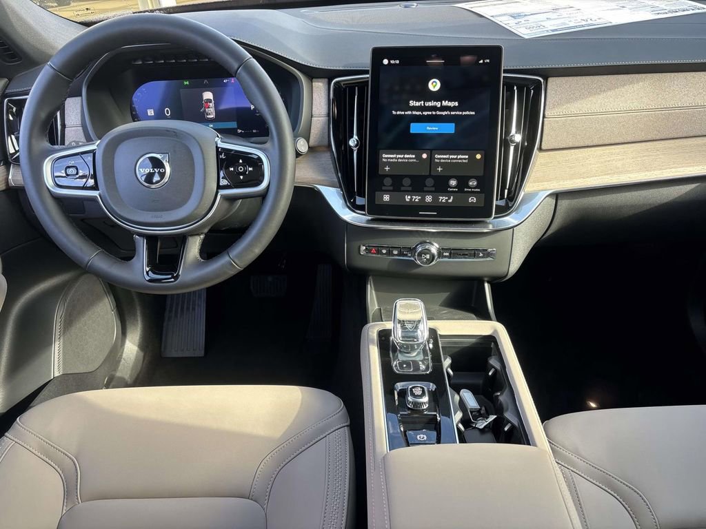New 2026 Volvo XC90 B5 Core w/ Protection Package Premier image 28