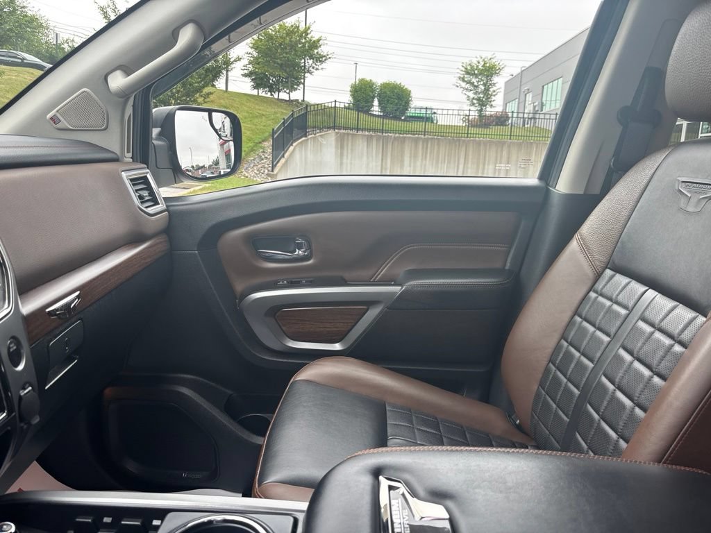 Used 2018 Nissan Titan Platinum Reserve w/ Platinum Utility Package AWD/4WD image 37
