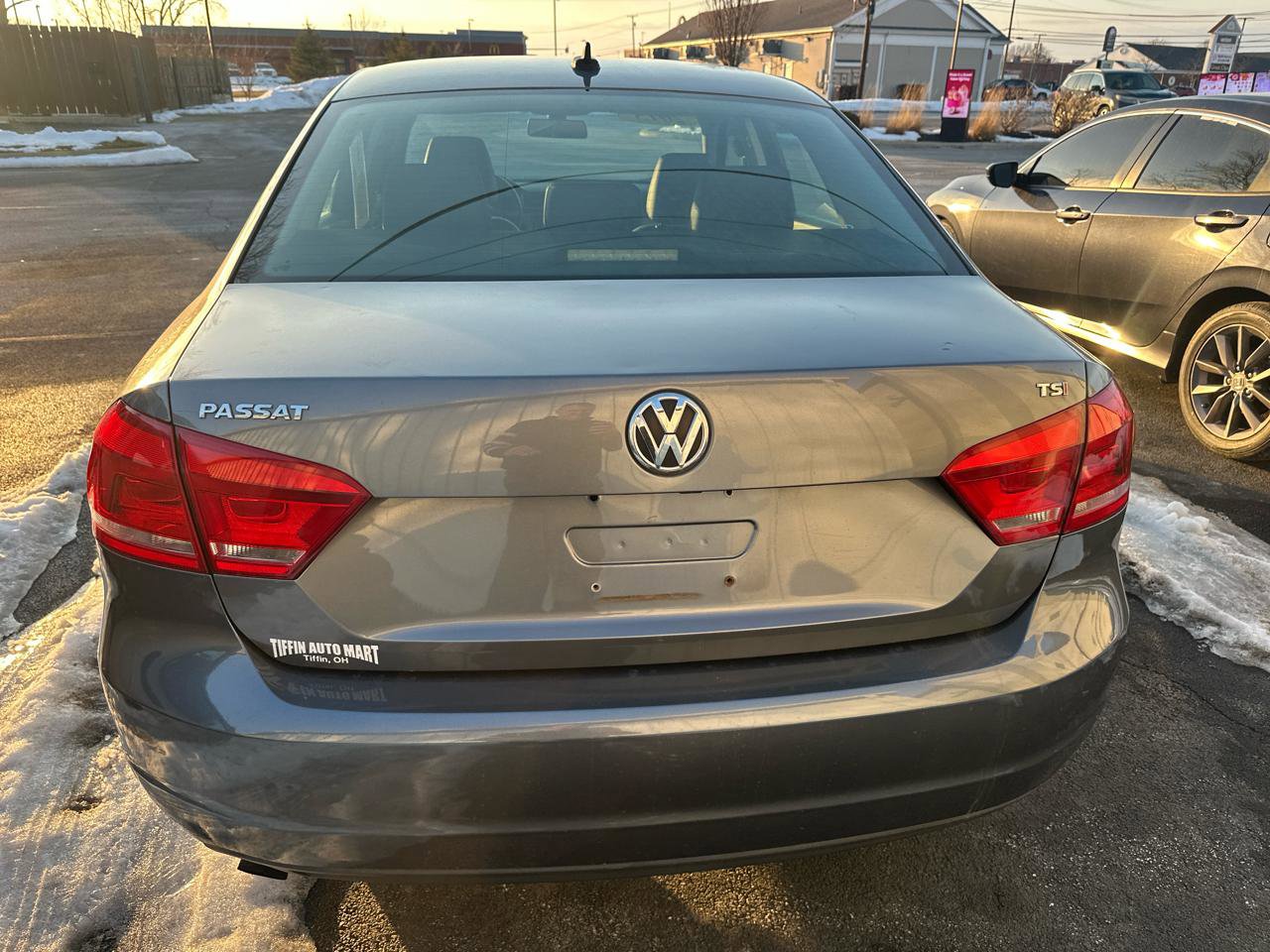 Used 2015 Volkswagen Passat 1.8T Limited Edition image 26