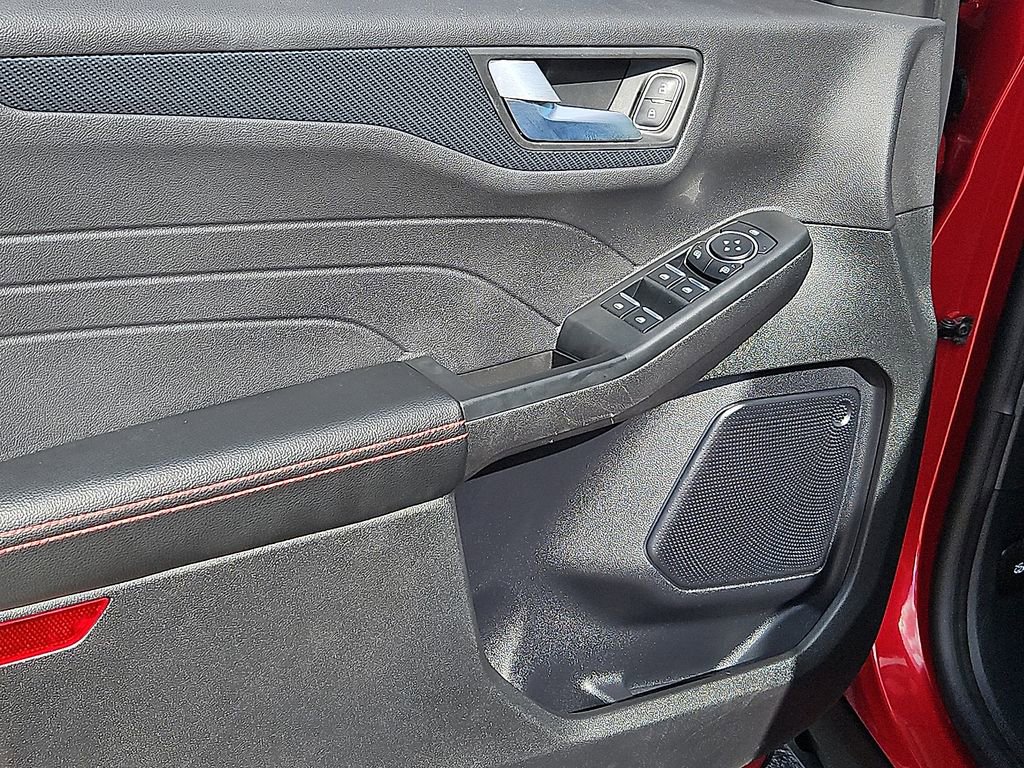 Used 2025 Ford Escape ST-Line w/ Tech Pack #1 image 19